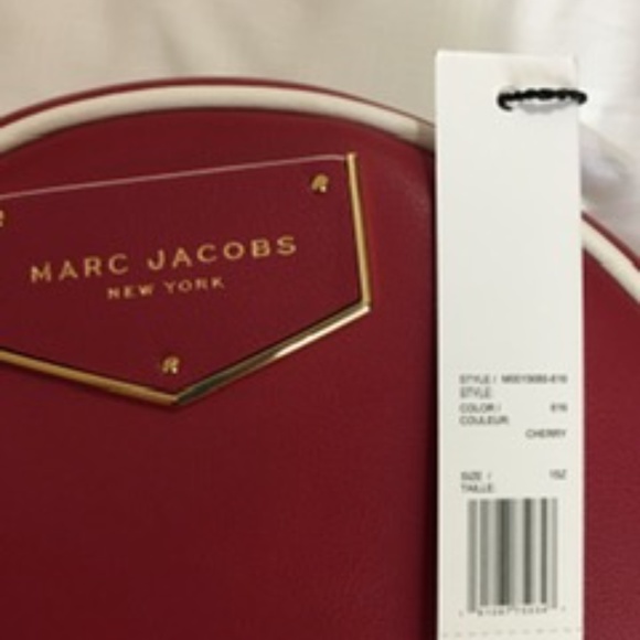 NWT MARC JACOBS RED VOYAGER CIRCLE CROSSBODY BAG - Picture 8 of 9